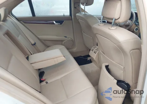 2008 Mercedes-Benz C 300 Luxury 4Matic from USA, damaged, VIN WDDGF81X98F126525